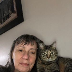 Meet your Posher, Joan